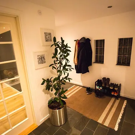 Renovated Bedroom & Private Bathroom Pansiyon Ballerup